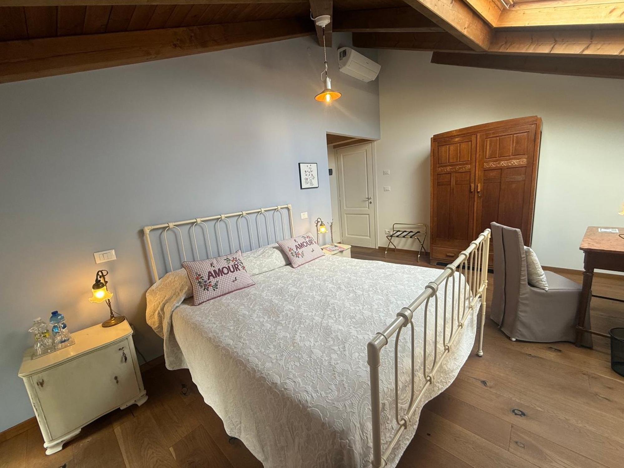 Greif Boutique Juna Farm stay Aurisina