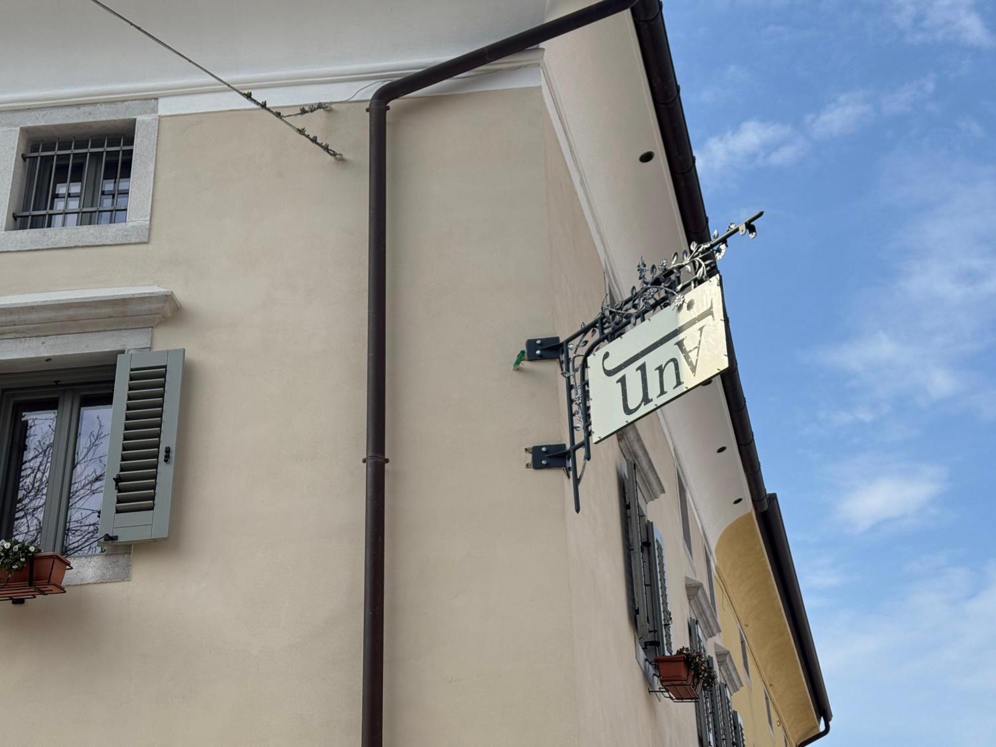 Greif Boutique Juna